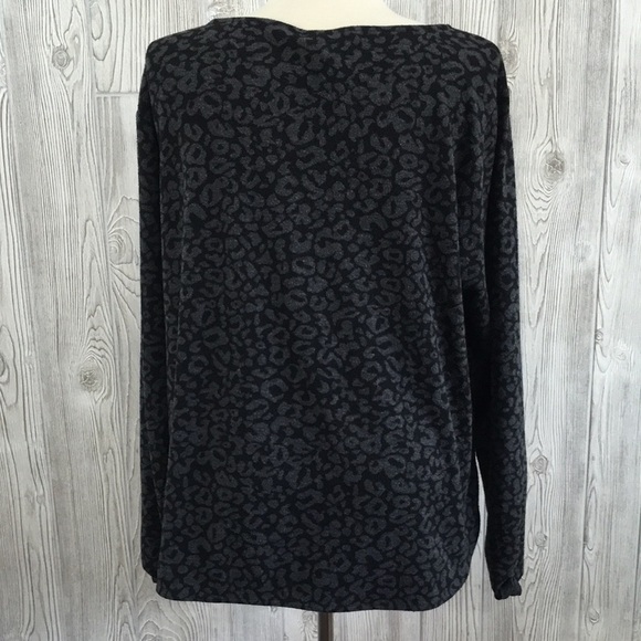 H&M Animal Print Long Sleeve Top Large - Picture 9 of 11